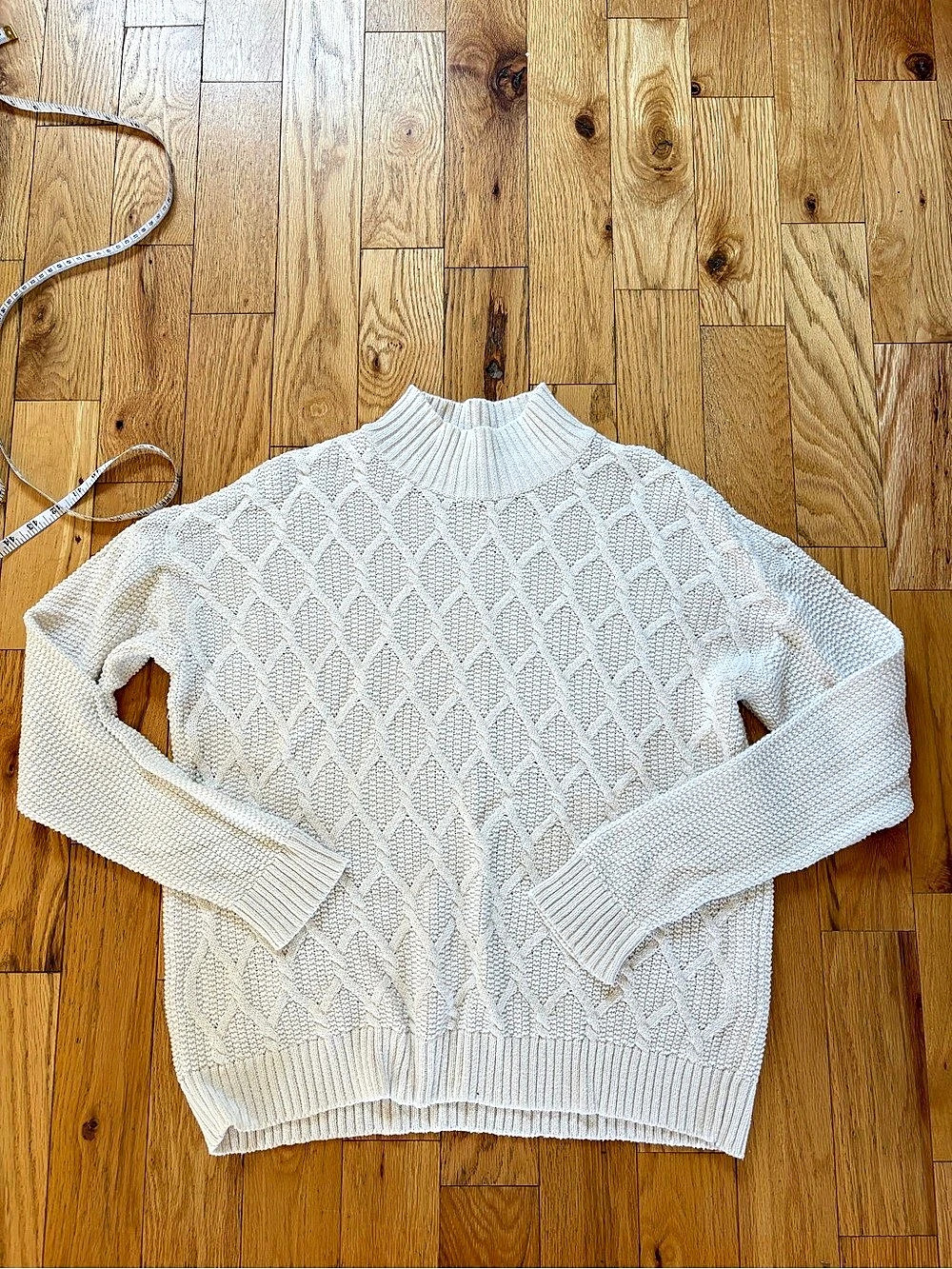 ONLY Textured Knit Turtleneck in White Size Small